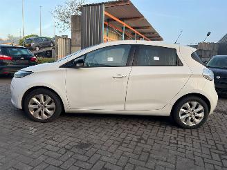 Renault Zoé 46kW Hatchback 4Dr Elektrisch  46kW (63pk) FWD 2012-06 (AGVYA; AGVYC) 5AM450; 5AMB4; 5AQ601 picture 10