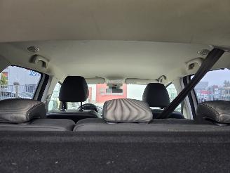 Renault Scenic 1.3 TCE 140 16V MPV  Benzine 1 332cc 103kW (140pk) picture 24