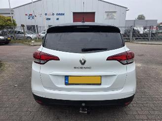 Renault Scenic 1.3 TCE 140 16V MPV  Benzine 1 332cc 103kW (140pk) picture 11