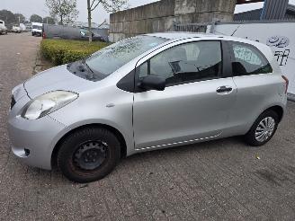 Toyota Yaris 1.0 12V VVT-i Hatchback  Benzine 998cc 51kW (69pk) picture 16