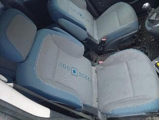 Citroën Berlingo 1.6i 16V MPV  Benzine 1.587cc 80kW (109pk) picture 12