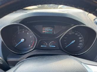 Ford C-Max 1.0 Ti-VCT EcoBoost 12V 100 MPV  Benzine 998cc 74kW (101pk) FWD 2012-10/2019-06  M2DA picture 31