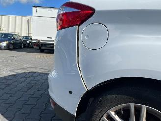 Ford C-Max 1.0 Ti-VCT EcoBoost 12V 100 MPV  Benzine 998cc 74kW (101pk) FWD 2012-10/2019-06  M2DA picture 14