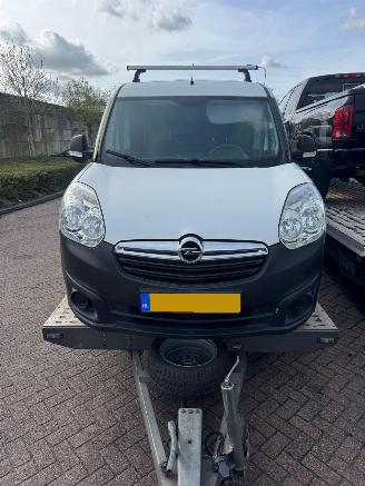 Schadeauto Opel Combo 1.3 CDTI 16V Bestel  Diesel 1.248cc 70kW (95pk) FWD 2018/11