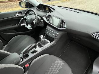 Peugeot 308 1,2 PureTech Style picture 12