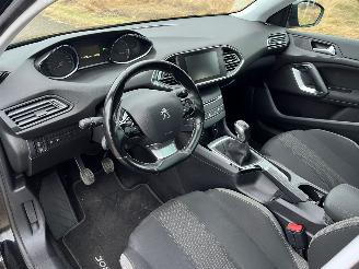 Peugeot 308 1,2 PureTech Style picture 8