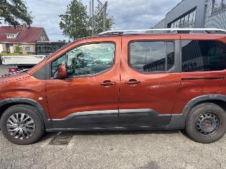 Peugeot Rifter 1.2 MPV 5 persoons picture 3