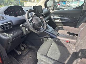 Peugeot Rifter 1.2 MPV 5 persoons picture 11