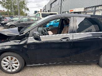 Mercedes B-klasse B200 BLUE EFFICIENCY picture 12