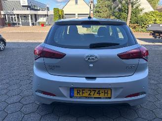 Hyundai I-20 1.0 T-GDI 100 picture 4