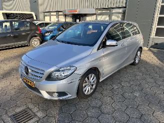 Coche accidentado Mercedes B-klasse B180 CDI Ambition 2012/6