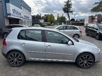 Volkswagen Golf 2.0 FSI SPORTLINE AUTOMAAT picture 3