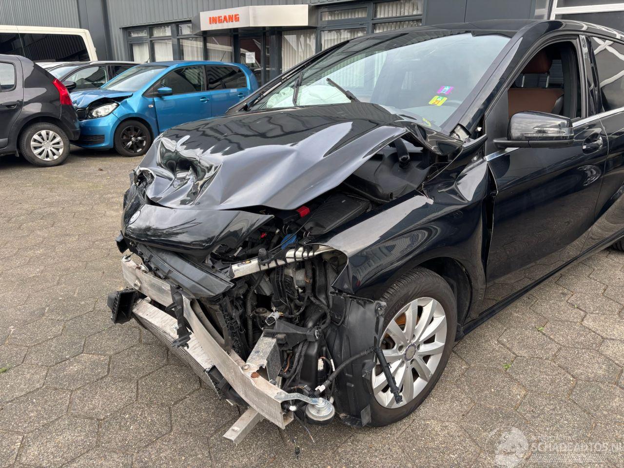 Mercedes B-klasse 200