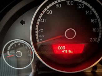 Volkswagen Up!  picture 16
