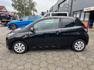 Peugeot 108 1.0 e-VTi68 picture 2