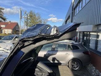 BMW 3-serie 320e Touring picture 18