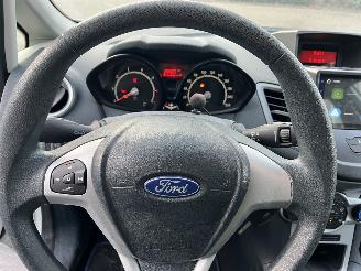 Ford Fiesta 1.25 Champion picture 16