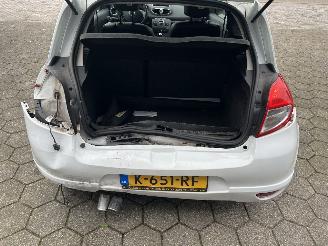 Renault Clio 1.6 Dynamique picture 17