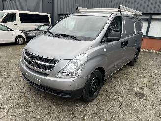 Schade bestelwagen Hyundai H-300 2.5 120KW 2011/1