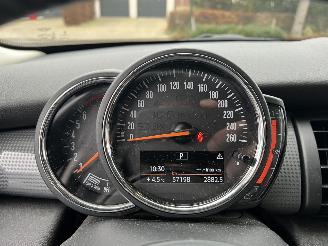 Mini Cooper 1.5 Pepper picture 18