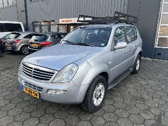 damaged passenger cars Ssang yong Rexton 270 RX Xdi 4X4 2005/12