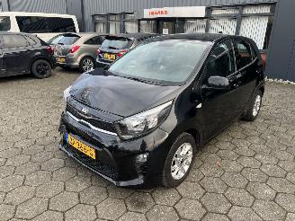 Vaurioauto  passenger cars Kia Picanto 1.0 MPi DynamicLine 2019/3