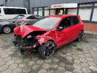 Auto incidentate Volkswagen Golf GTI Adidas DSG Milltek 2012/1