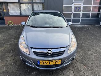 Opel Corsa 1.2 16V Essentia picture 6