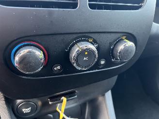 Renault Clio 0.9 TCe Authentique picture 22