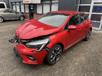 damaged passenger cars Renault Clio 1.0 TCe Intens 2021/10