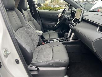 Toyota Corolla Cross Hybrid 140 Bns Plus picture 34