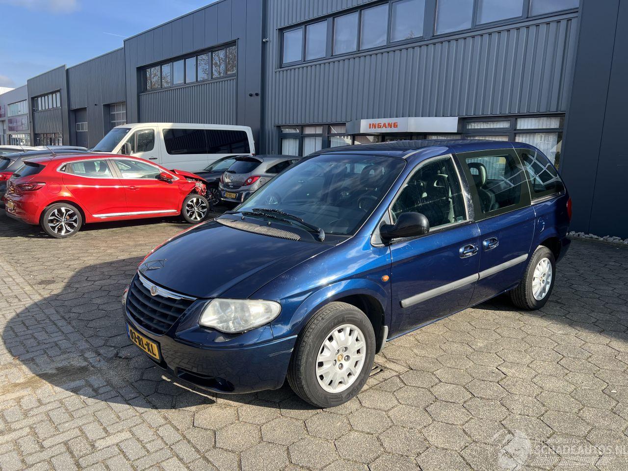 Chrysler Voyager 3.3i V6 SE Luxe