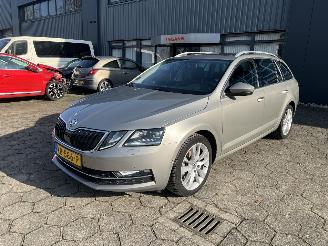Unfallwagen Skoda Octavia 1.0 TSI Greentech Style Business 2017/9