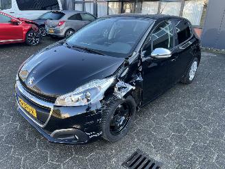  Peugeot 208 1.2 PureTech Active 2016/7