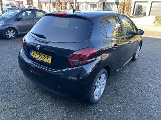 Peugeot 208 1.2 PureTech Active picture 7