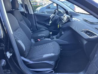 Peugeot 208 1.2 PureTech Active picture 20