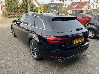 Audi A4 Avant 2.0 TDI quattro Sport Pro Line S picture 5
