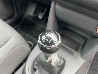 Volkswagen Touran 1.6 16V FSI Business picture 21