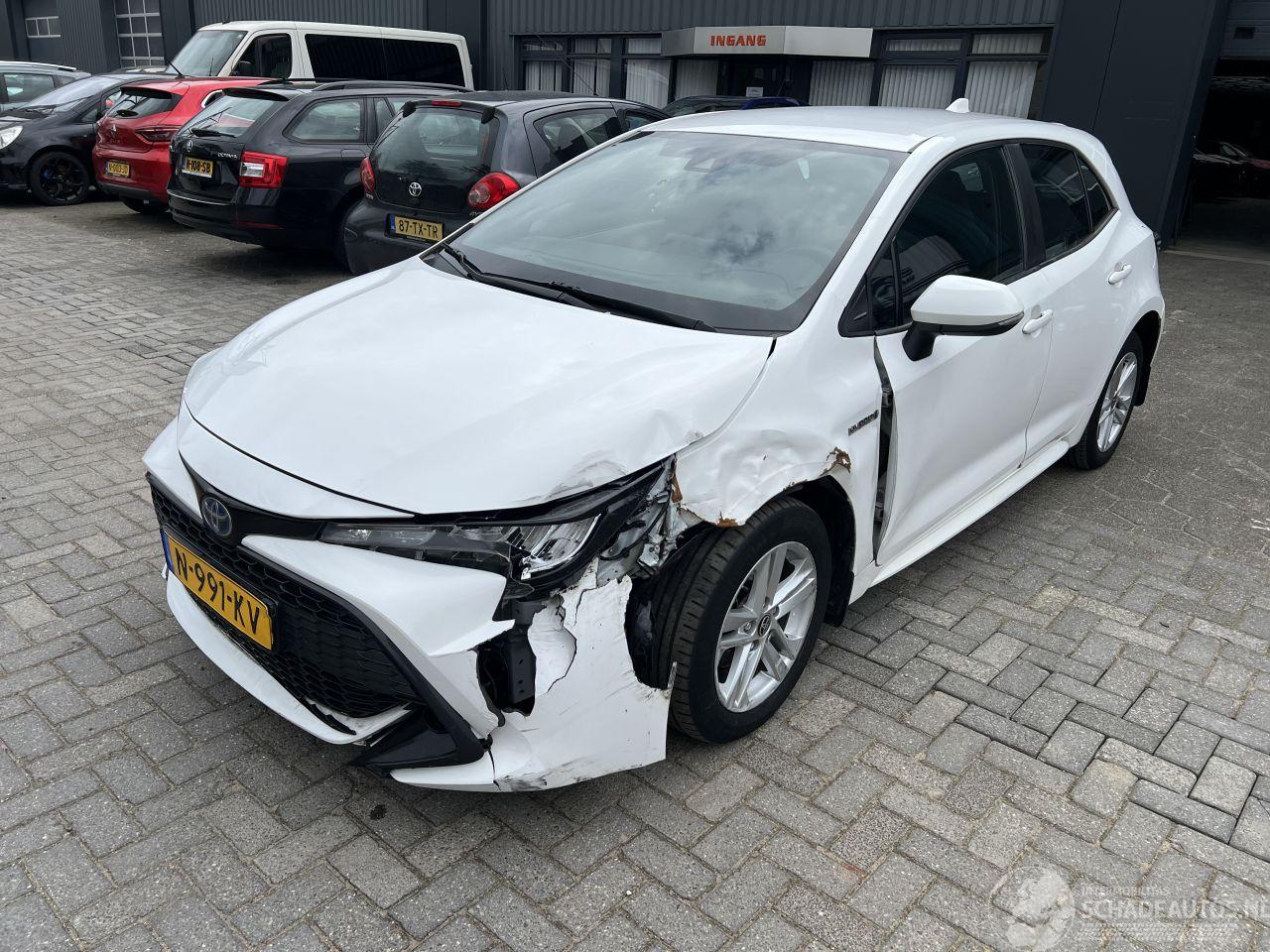 Toyota Corolla 1.8 HYBRID ACTIVE