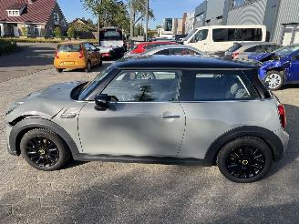 Mini Electric Camden Edition 33 kWh picture 2