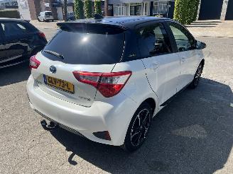 Toyota Yaris 1.5 Hybrid Y20 Gold Edition picture 5