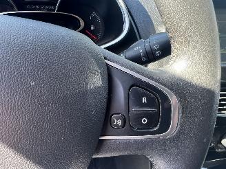 Renault Clio 0.9 TCe Limited picture 22