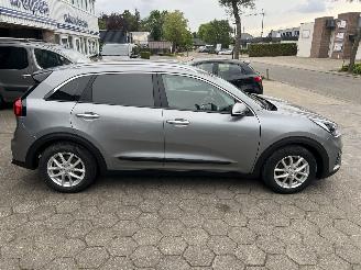 Kia Niro 1.6 GDI HYBRID picture 6