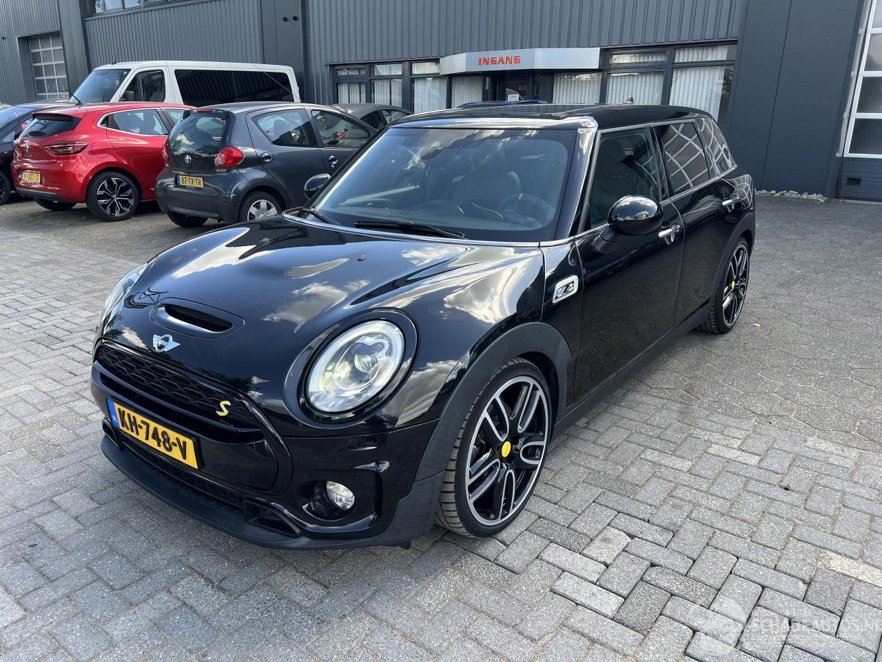 Mini Clubman COOPER S Chili Serious Business