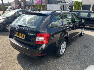 Skoda Octavia 1.0 TSI Greentech Ambition picture 3