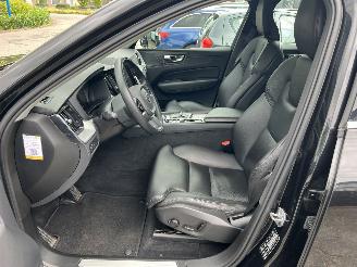Volvo Xc-60 2.0 T8 Twin Engine AWD Inscription picture 16