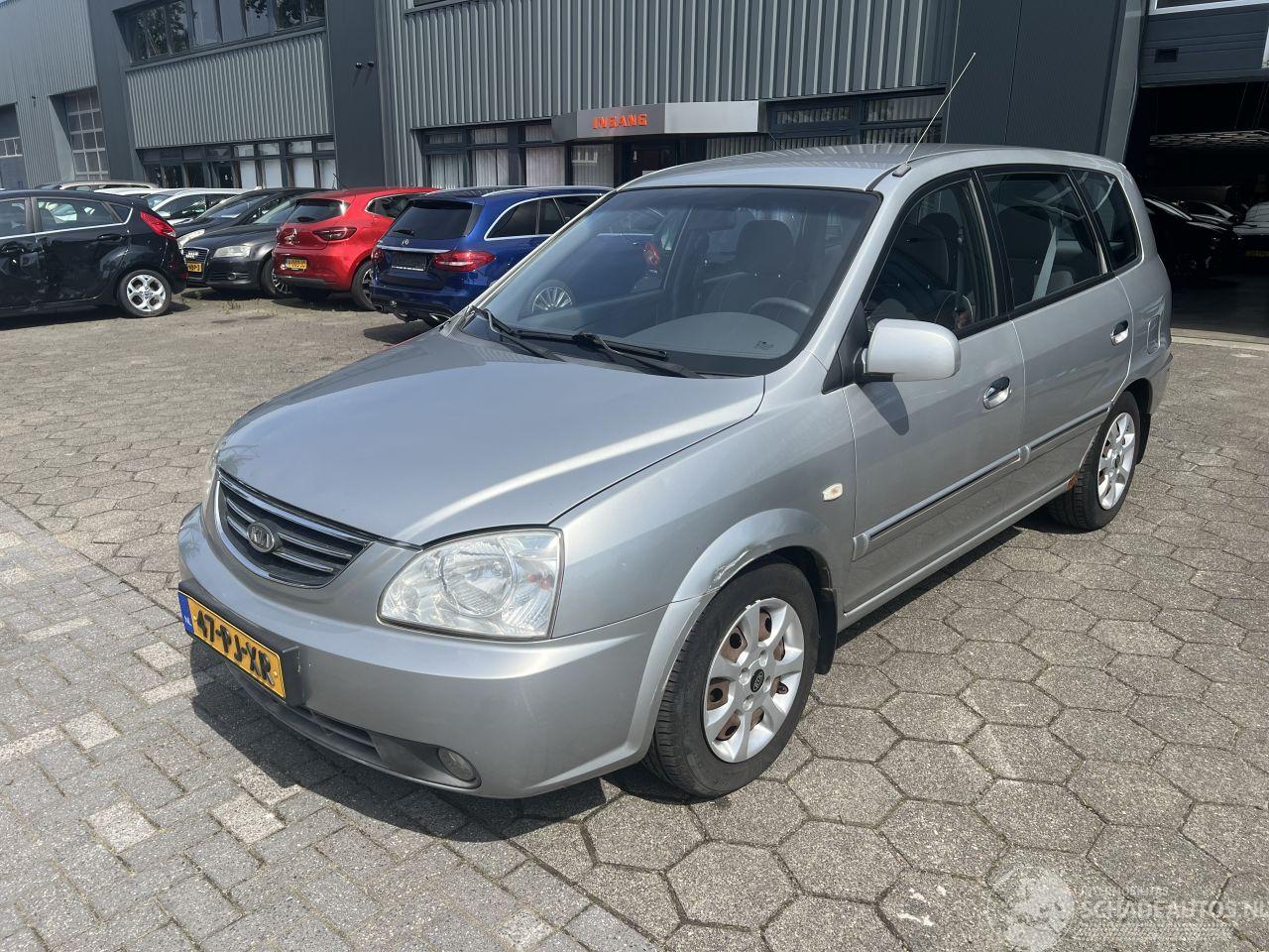 Kia Carens 1.8-16V EX