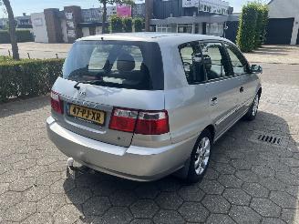 Kia Carens 1.8-16V EX picture 5