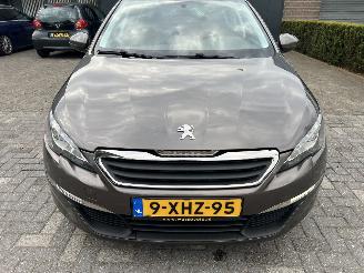 Peugeot 308 1.2E THP BLEU LEASE picture 8