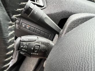 Peugeot 308 1.2E THP BLEU LEASE picture 20